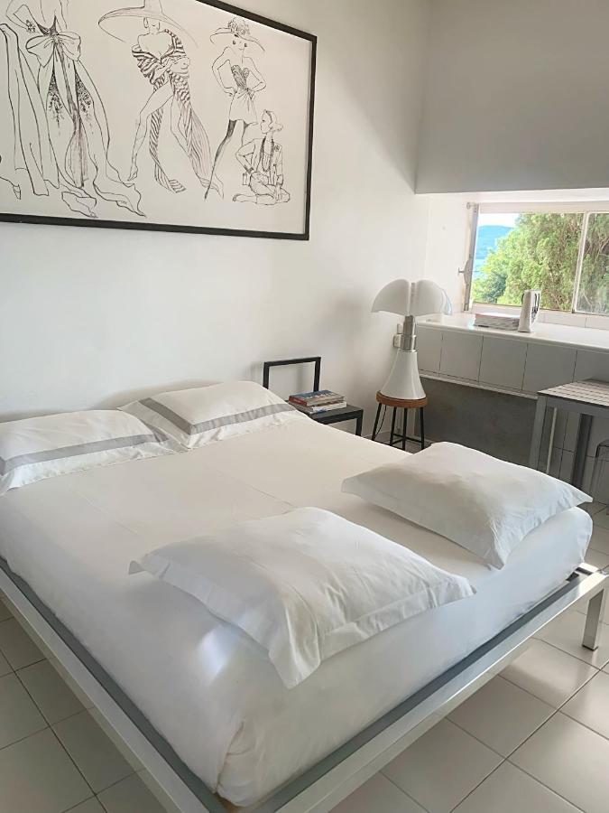 Elegant Studio Et Parking Dans Batiment Historique Saint-Tropez Eksteriør bilde