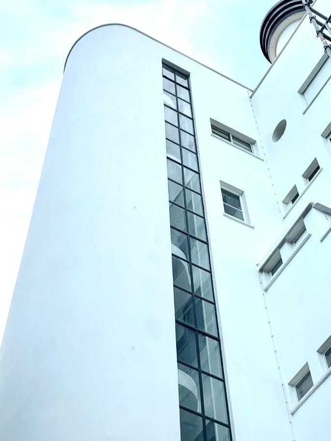 Elegant Studio Et Parking Dans Batiment Historique Saint-Tropez Eksteriør bilde